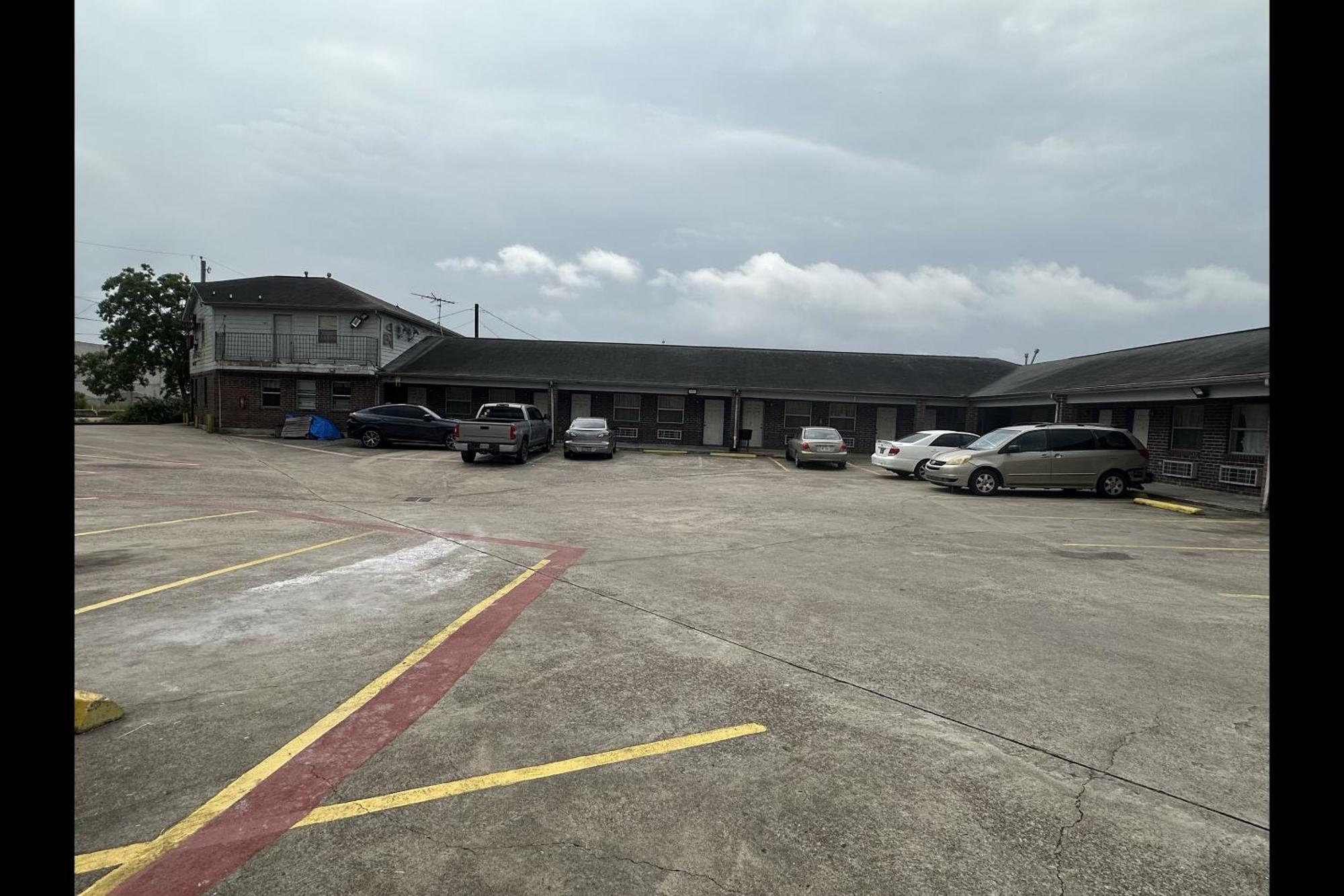 Travel Inn By Oyo La Marque Texas City I-45 Εξωτερικό φωτογραφία